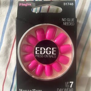 Edge Vibrant Pink Press-On Nails